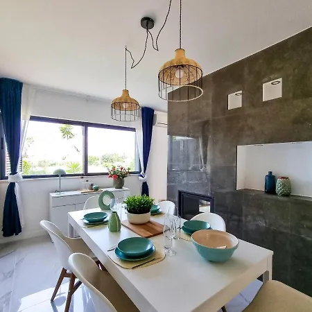 Flh Ocean View House With Garden & Pool Дом отдыха Албуфейра
