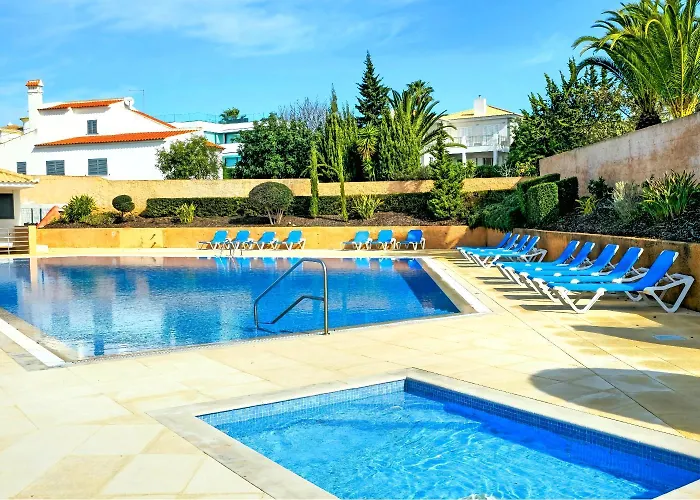Flh Ocean View House With Garden & Pool Dom wakacyjny Albufeira